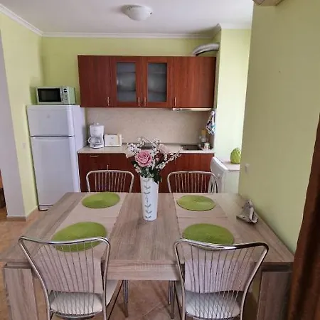Casa Del Mar Apartment